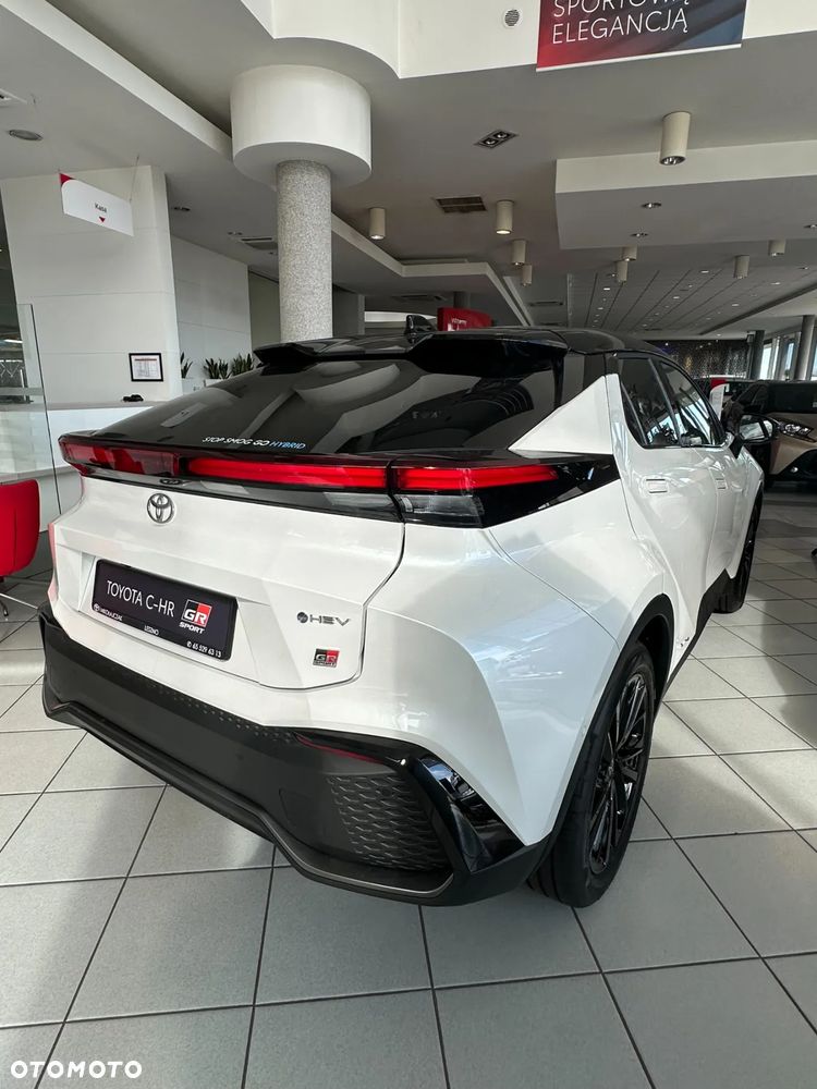 Toyota C-HR 2.0 Hybrid Dynamic Force GR Sport AWD - 2