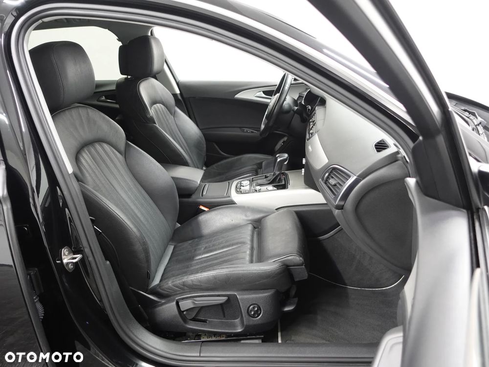 Audi A6 Avant 2.0 TDI quattro S tronic - 25