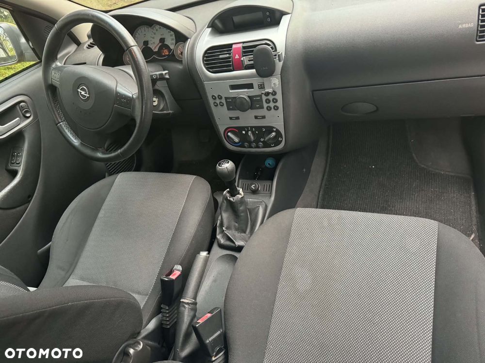 Opel Corsa - 8