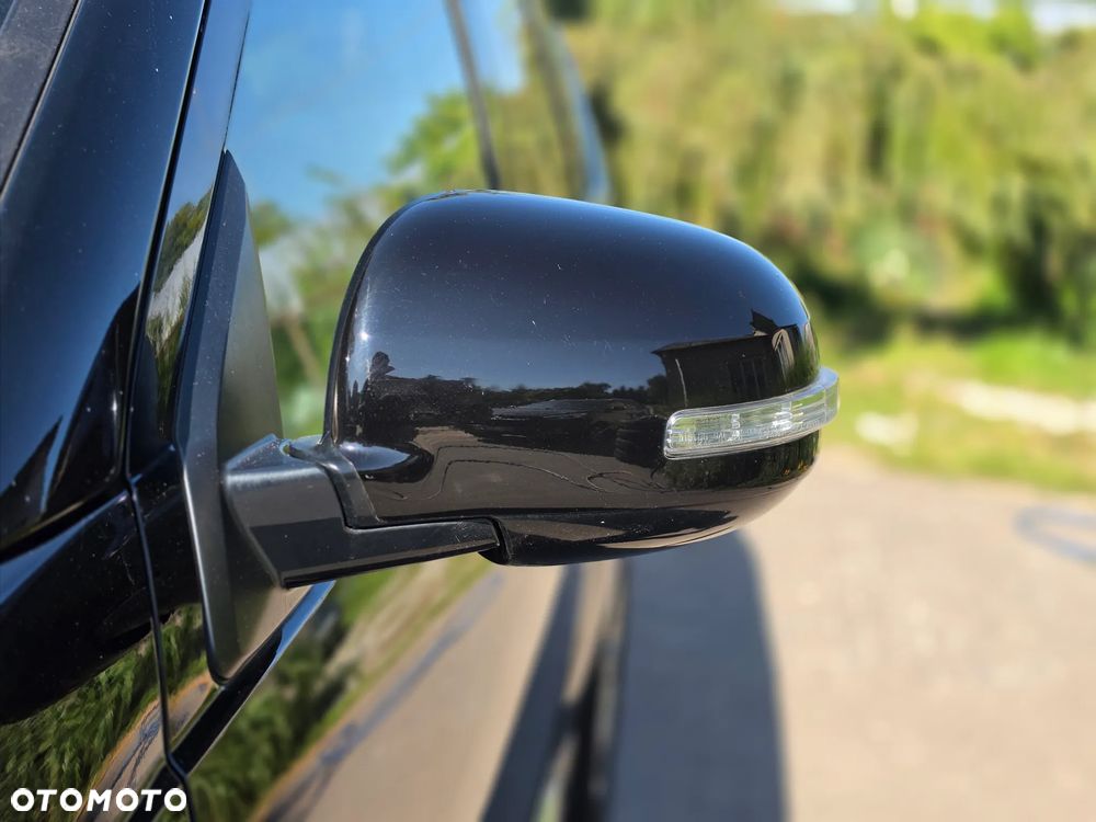 Mitsubishi Outlander - 7