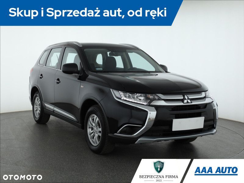 Mitsubishi Outlander - 2