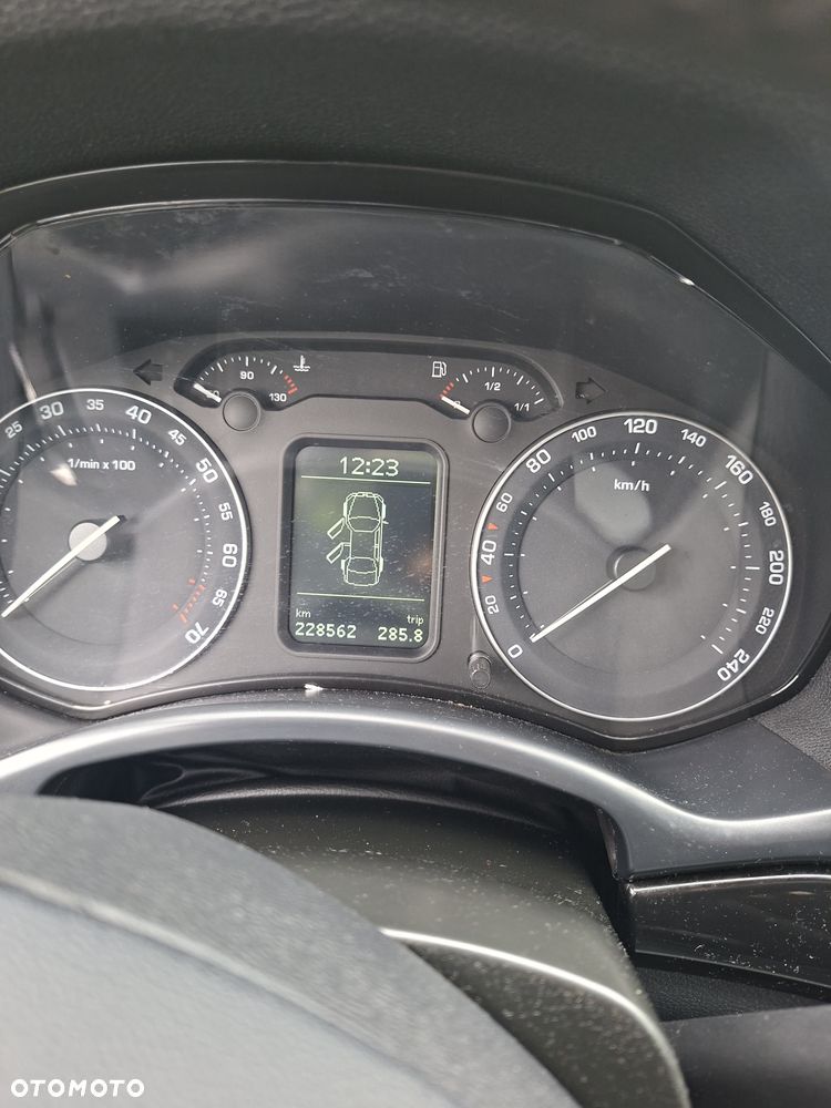Skoda Octavia 1.8 TSI L&K - 24