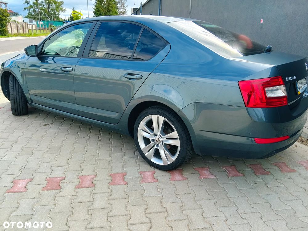 Skoda Octavia 1.6 TDI Ambition - 11