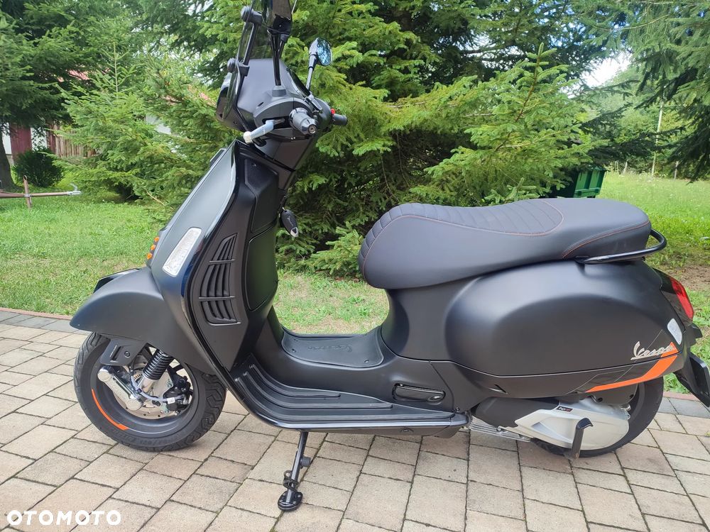 Vespa GTS - 3