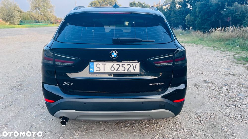 BMW X1 sDrive18i - 6