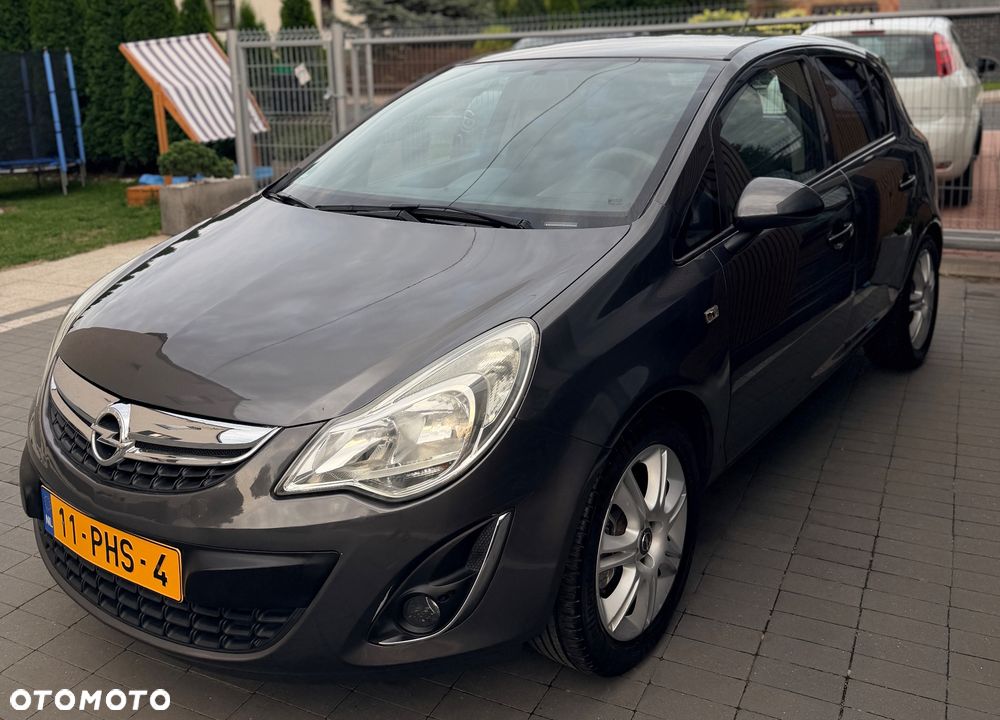 Opel Corsa 1.4 16V Color Elegance - 2