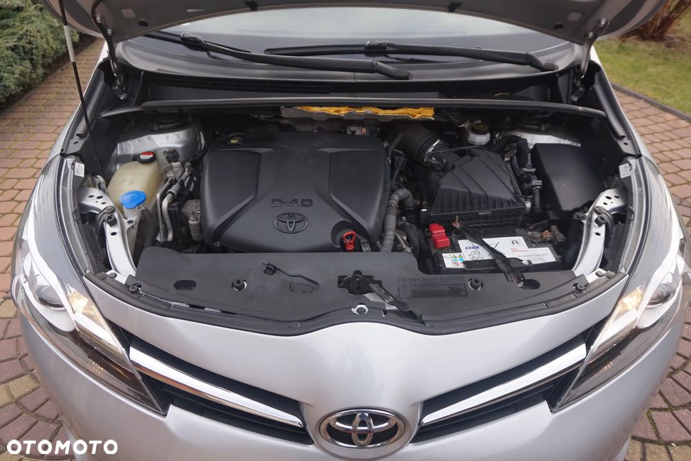 Toyota Verso 1.6 D-4D 5-Sitzer Start/Stop Executive - 18