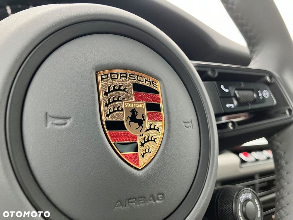 Porsche 911 - 35