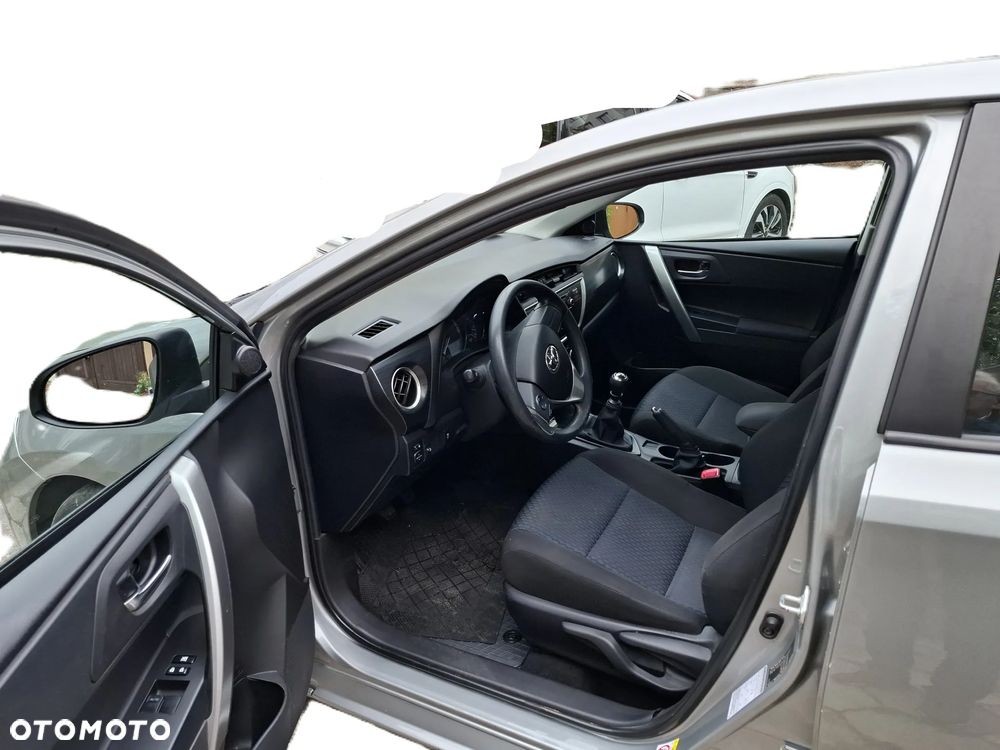 Toyota Auris 1.33 VVT-i Active - 9
