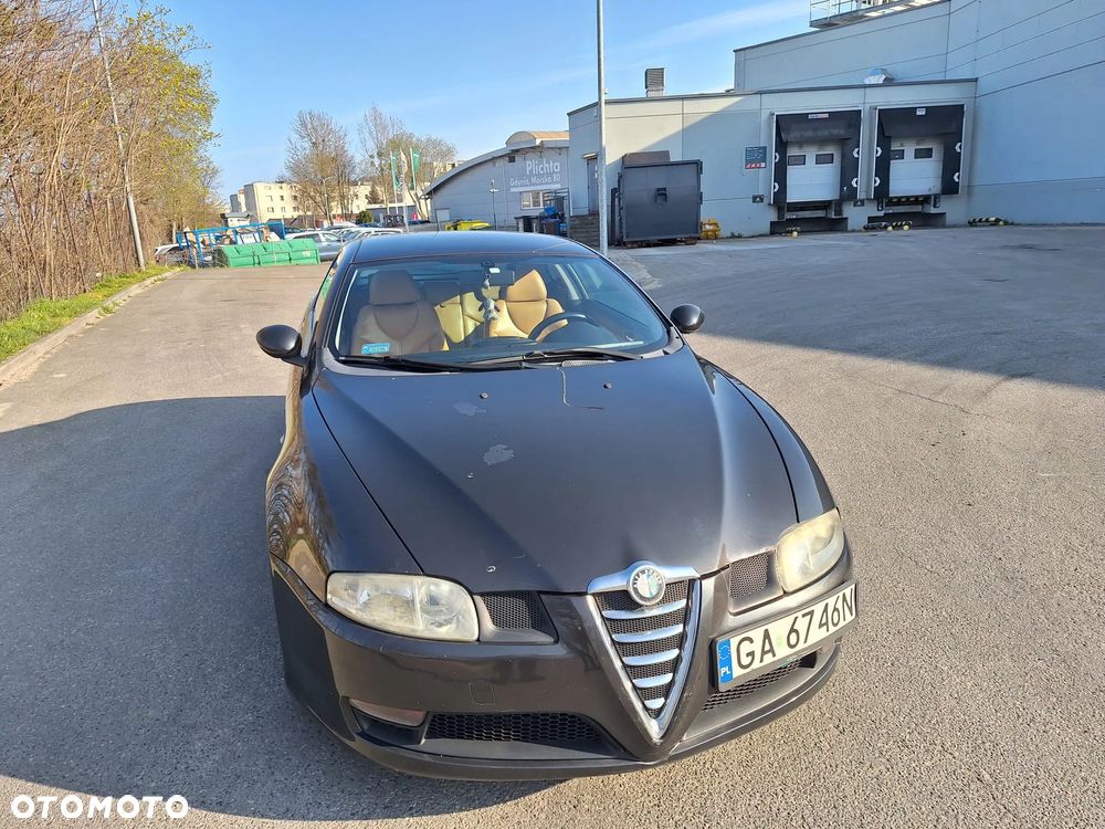 Alfa Romeo GT 1.9JTD 16V Distinctive - 1
