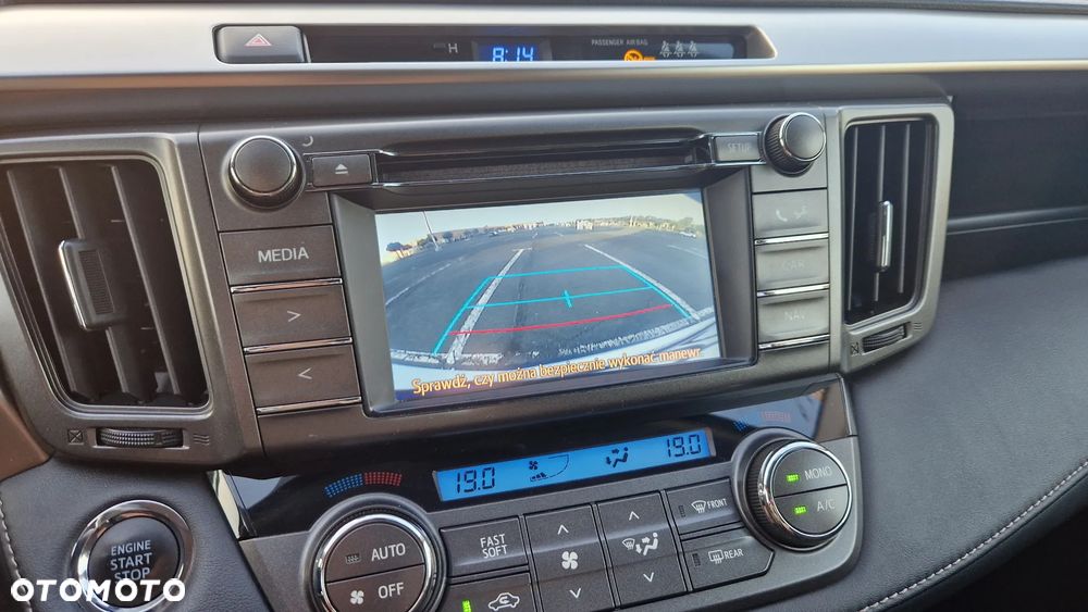 Toyota RAV4 2.0 D-4D Premium - 20