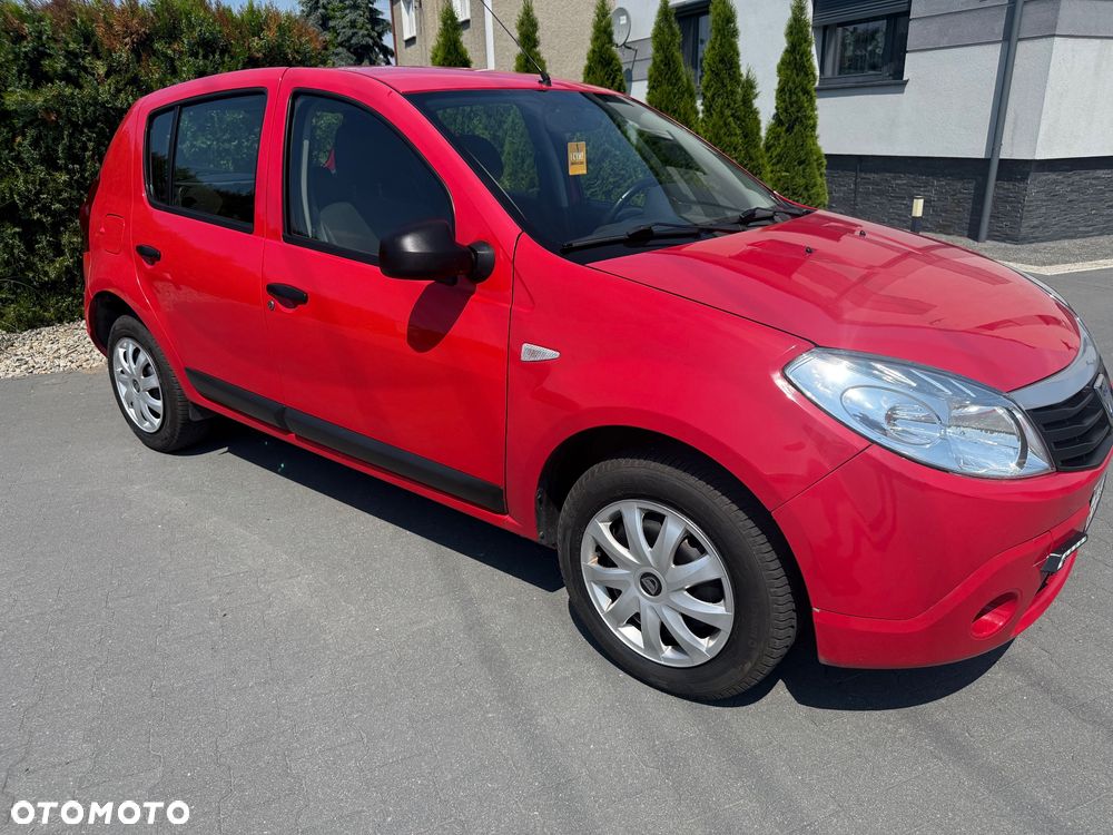 Dacia Sandero - 1