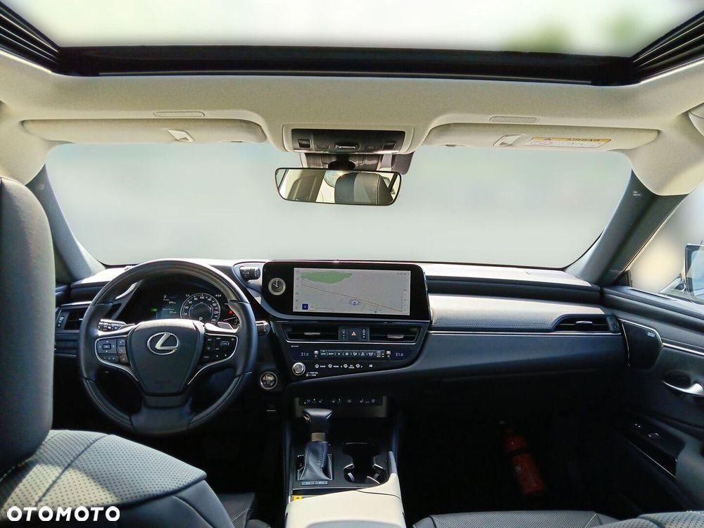 Lexus ES 300h Prestige - 13