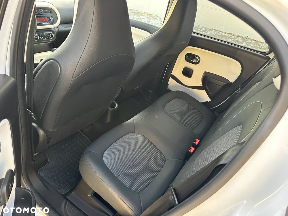 Renault Twingo SCe 70 EDC LIMITED - 12