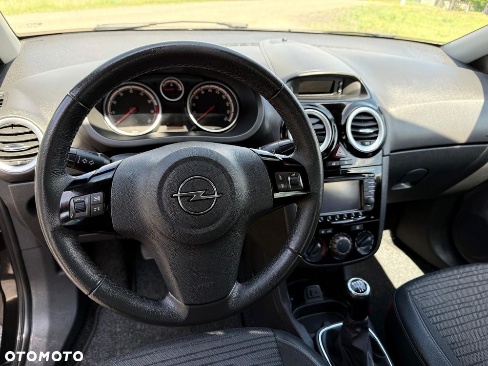 Opel Corsa 1.2 16V Cosmo - 20