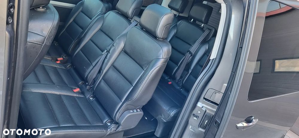 Peugeot Traveller - 18