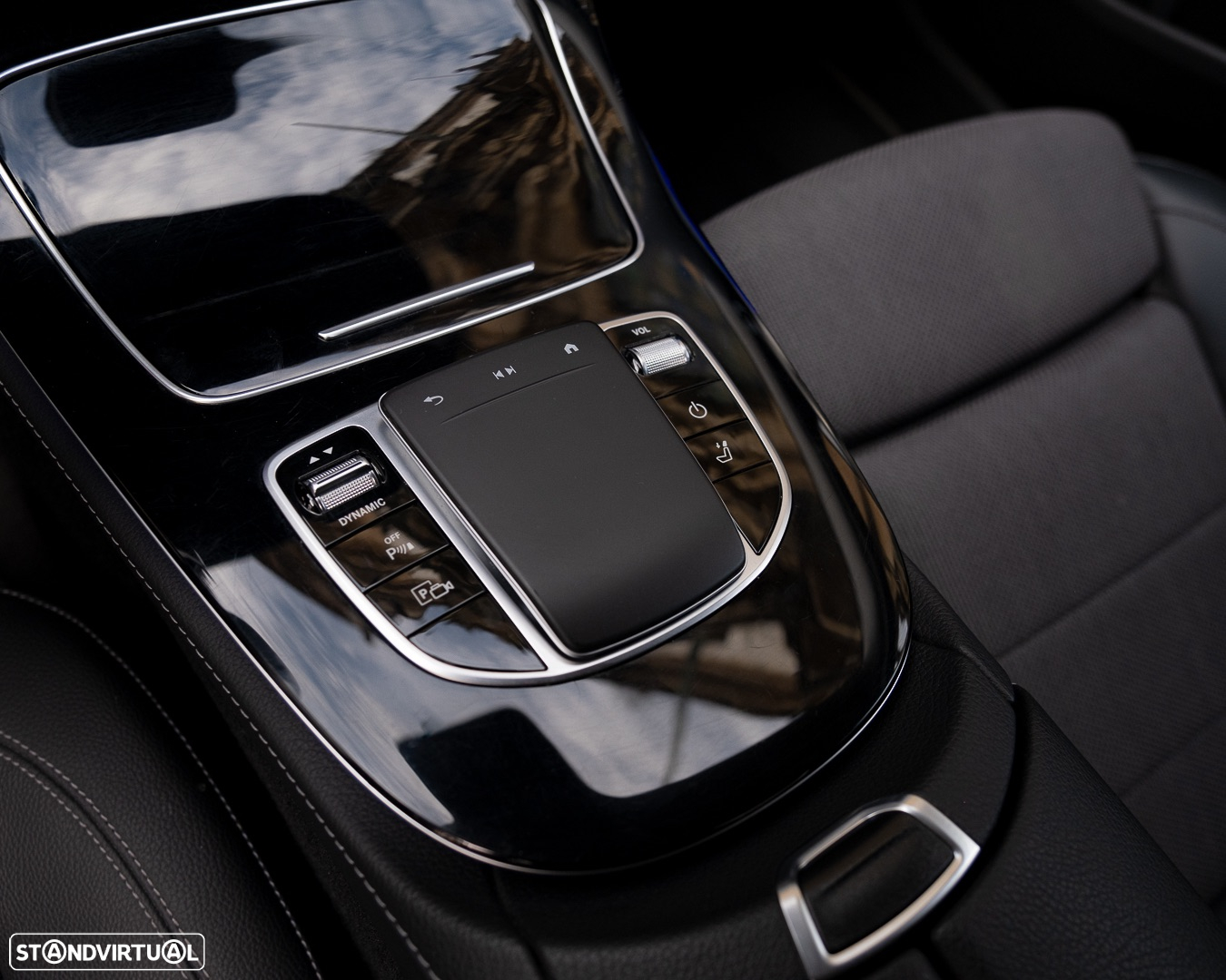 Mercedes-Benz E 300 de Avantgarde - 39
