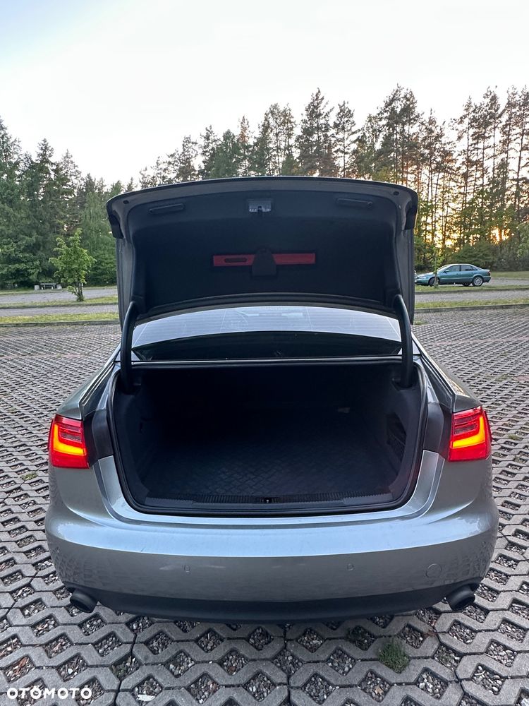 Audi A6 - 6