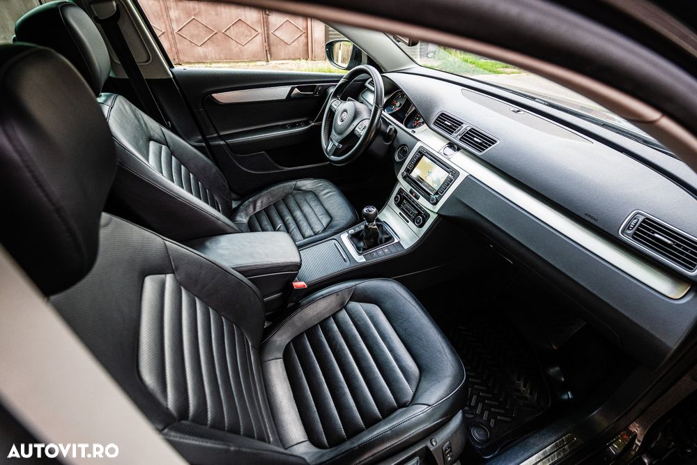 VOLKSWAGEN Passat 2011 — imagine 21