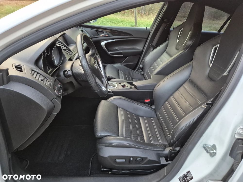 Opel Insignia - 15