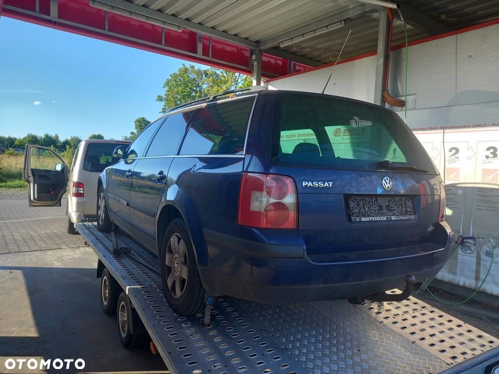 Volkswagen Passat - 5
