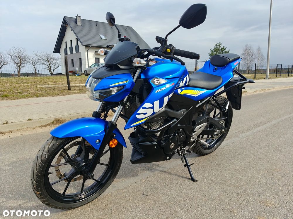 Suzuki GSX - 4