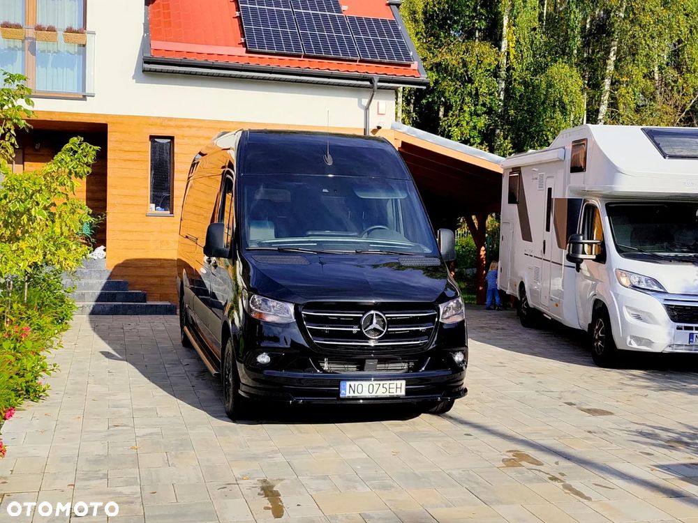 Mercedes-Benz Sprinter - 2