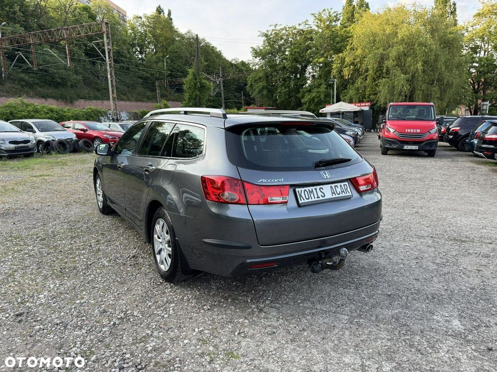 Honda Accord - 4