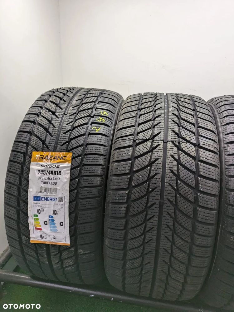 245 40 18 97V Trazano Snowmaster SW608 - 2