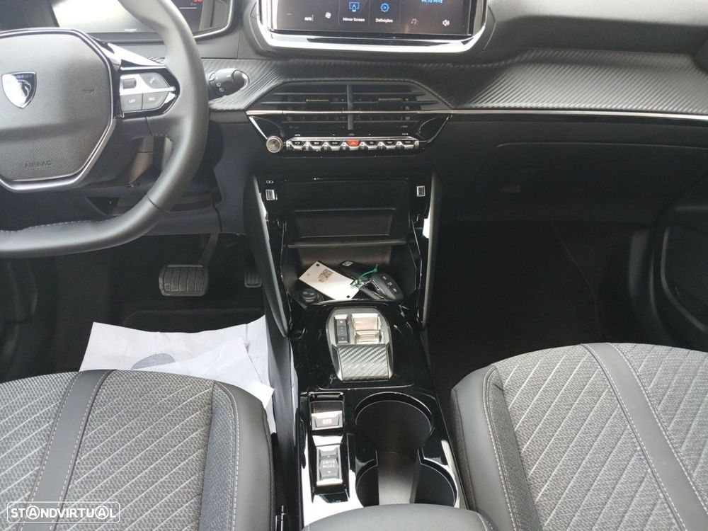Peugeot e-2008 54 kWh Allure - 12