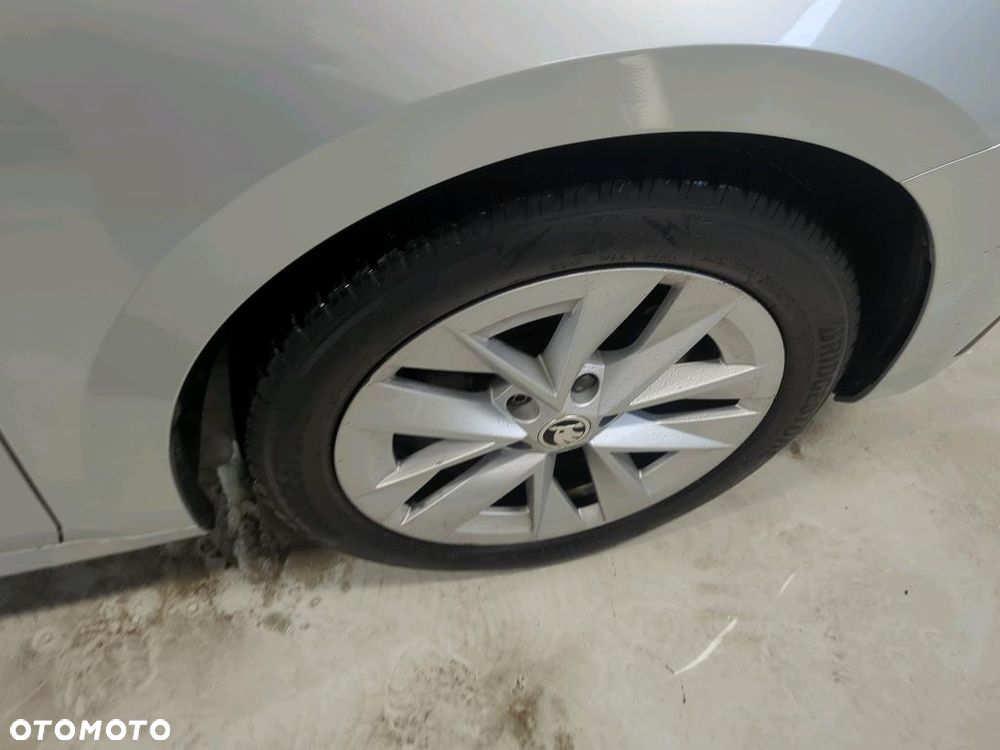 Skoda Octavia 1.5 TSI ACT Ambition - 5