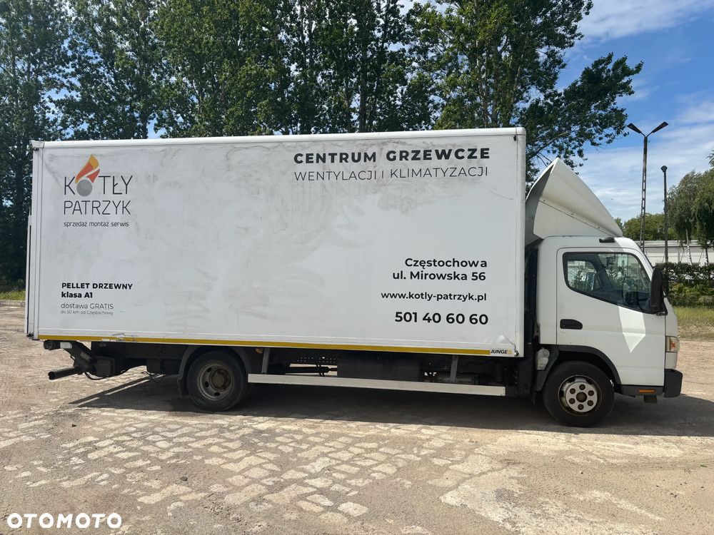 Mitsubishi Center Fuso - 7