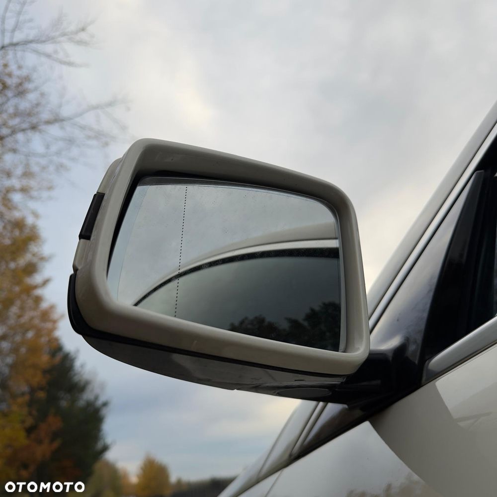 Mercedes-Benz Klasa E 220 CDI BlueEff - 22