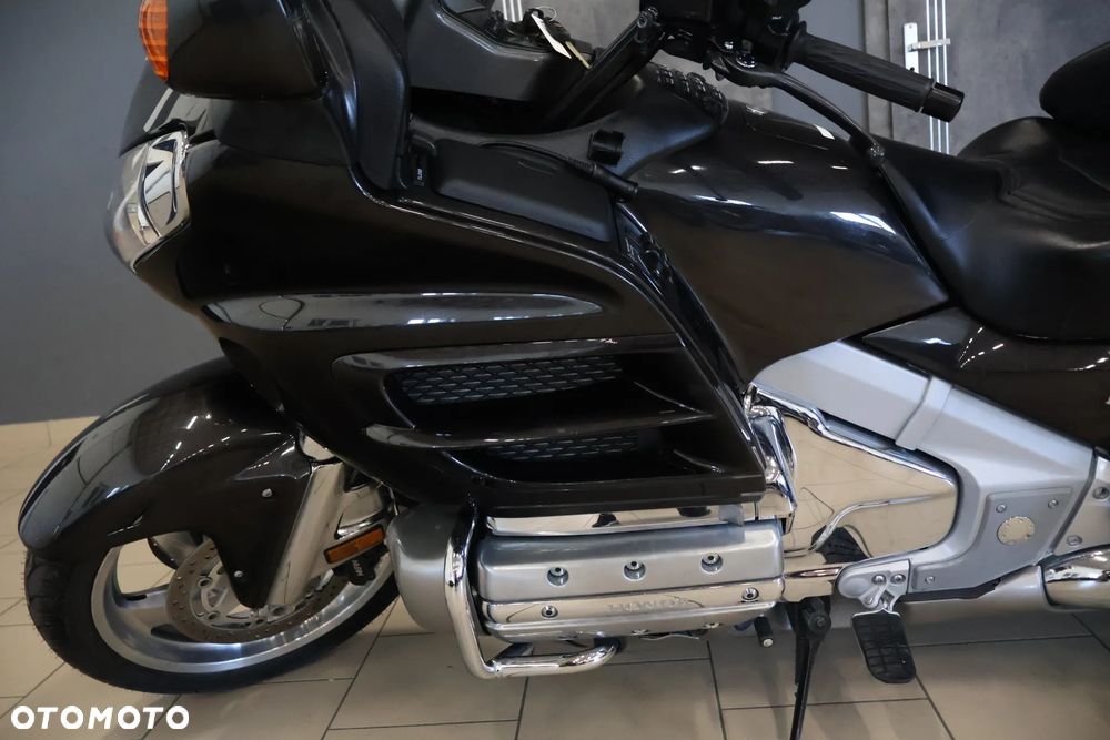 Honda GL - 38