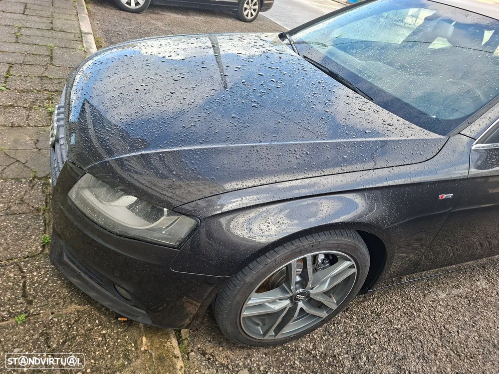 Audi A4 2.0 TDI S-line - 2