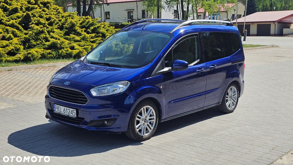 Ford Tourneo Courier 1.0 EcoBoost Titanium - 1