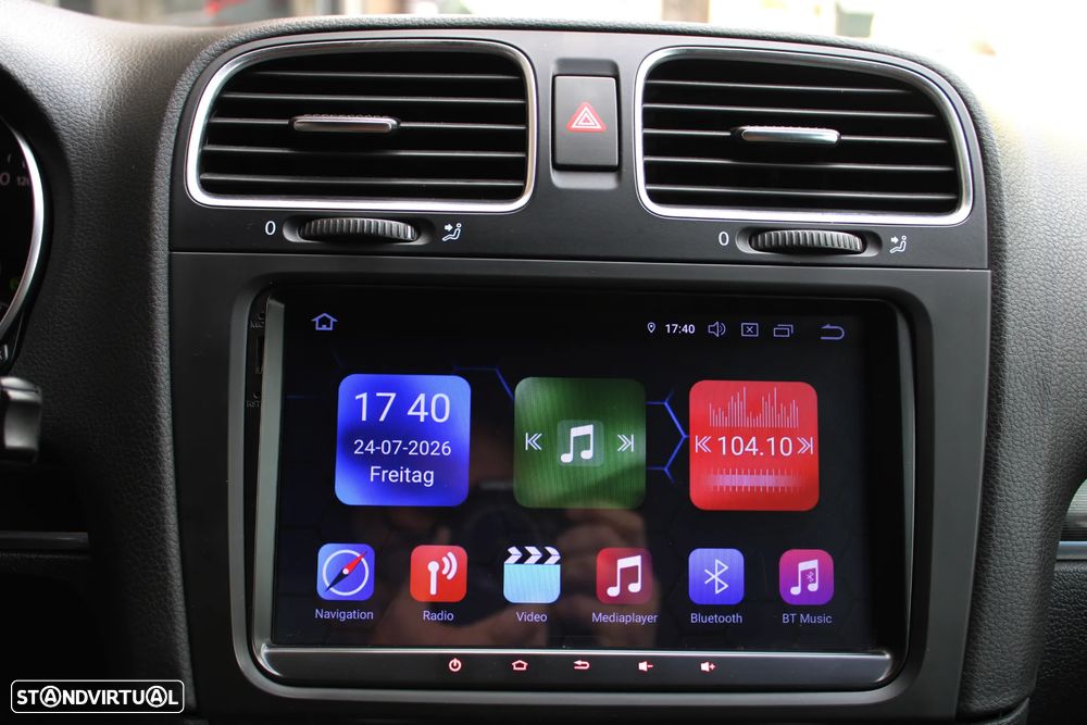 VW Golf 2.0 GTI DSG - 38