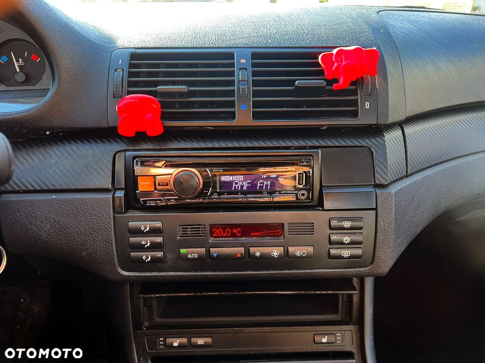 BMW Seria 3 318i - 26