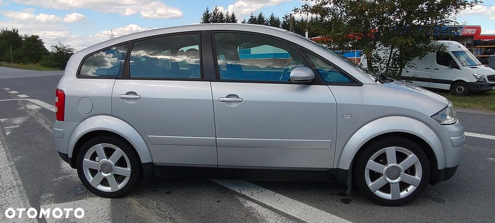 Audi A2 1.4 - 8