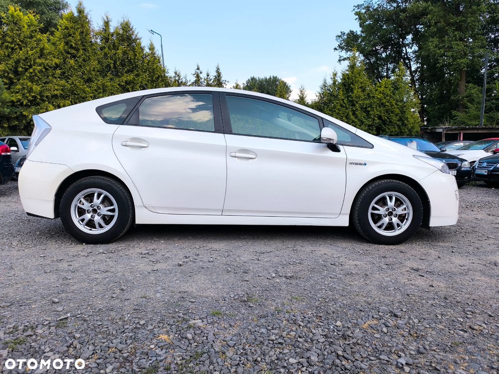 Toyota Prius - 9