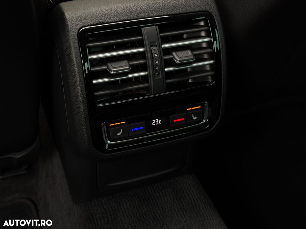 Volkswagen Passat 2.0 TDI DSG 4Motion Highline - 30