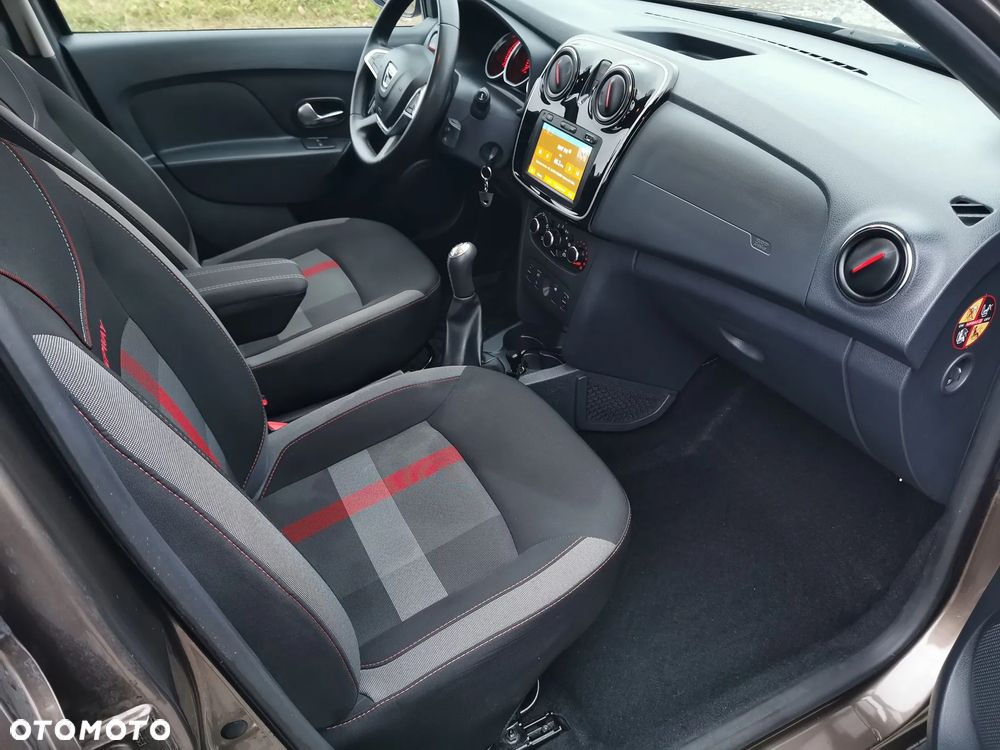 Dacia Sandero 0.9 TCe Techroad S&S - 17