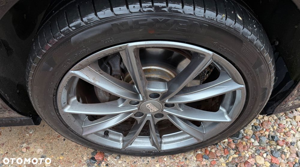 Audi A6 Avant 2.0 TDI Ultra DPF S tronic - 17