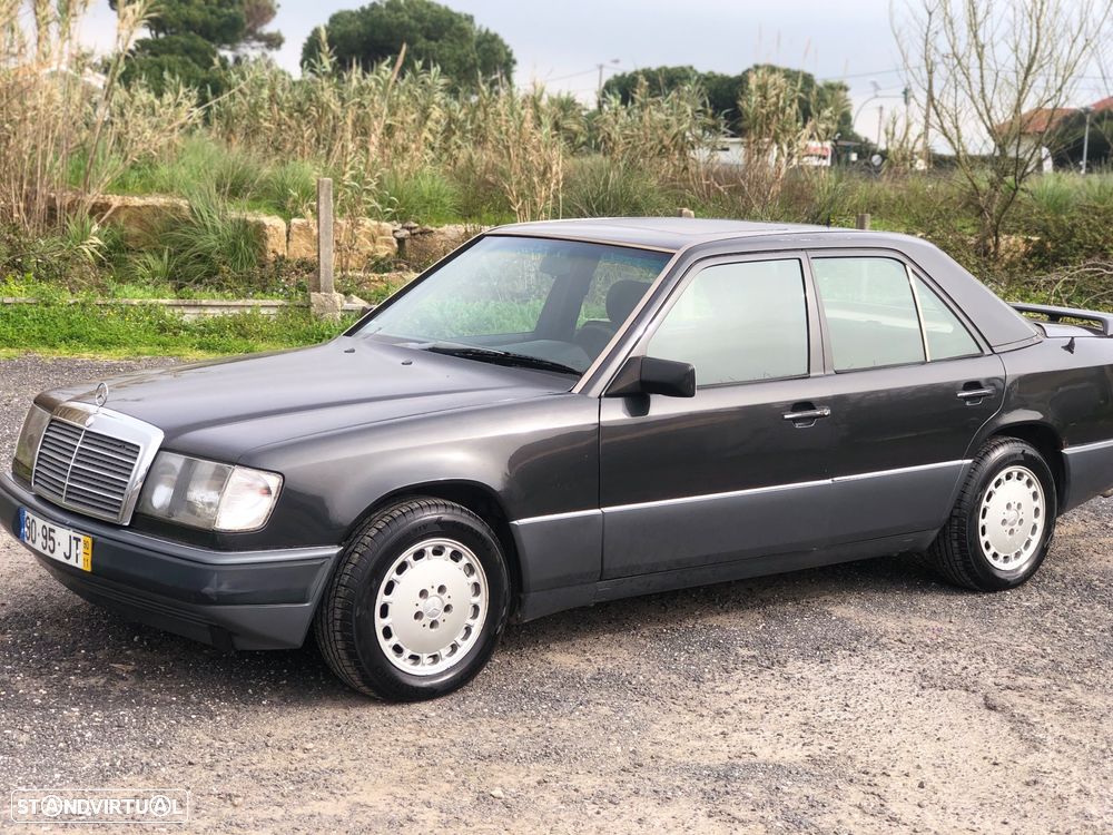 Mercedes-Benz E 250 - 15