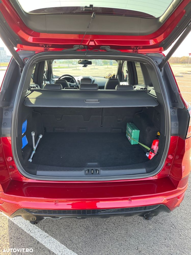 Ford Kuga 2.0 TDCi 4x4 Aut. ST-Line - 24