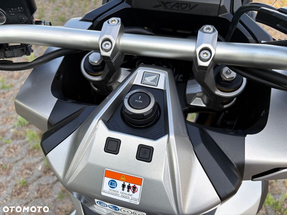 Honda X-ADV - 16