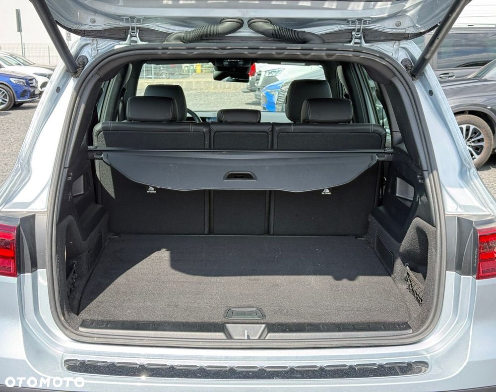 Mercedes-Benz GLB 200 Progressive 7G-DCT - 29
