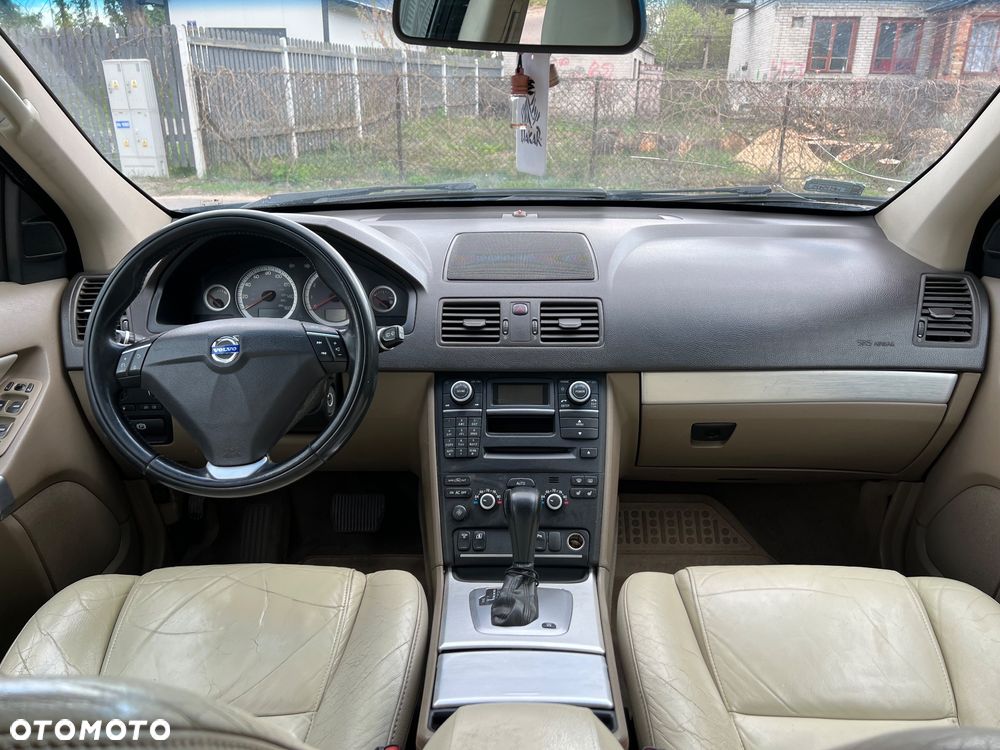 Volvo XC 90 3.2 AWD Geartonic Summum - 8