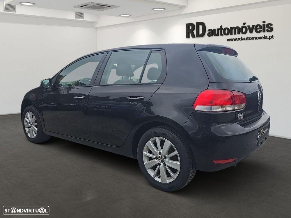 VW Golf 1.6 TDi Confortline DSG - 4