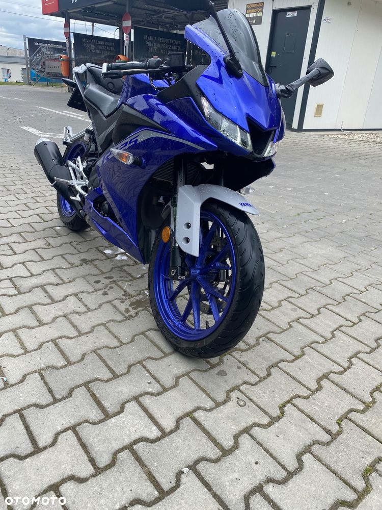 Yamaha YZF - 5